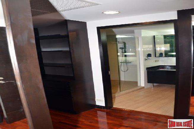 Supreme Elegance | Beautiful 2 Bed Condo with Big Balcony for Sale in Low-Rise Boutique Building at Nanglinchi Road, Sathorn-14