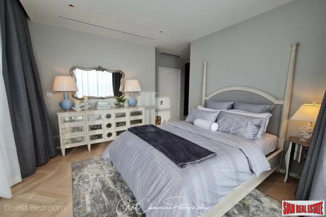Four Seasons Private Residences | Elegant Two Bedroom Condo for Sale with Outstanding City Views