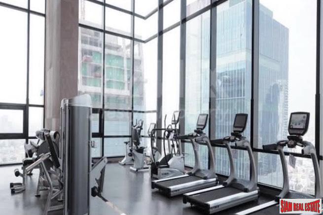 Ivy Ampio | Contemporary One Bedroom Ratchadaphisek Condo for Sale with Unblocked City Views-11