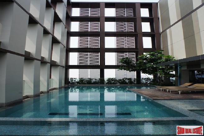 Rhythm Sukhumvit 36-38 | 1 Bed Fully Furnished on the 11th Floor with City Views at Thong Lor-12