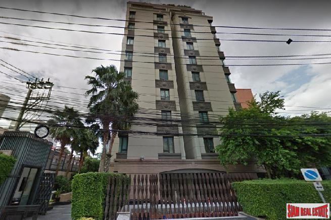 Prive by Sansiri | Luxury 3 Bed Corner Unit Condo on the 11th Floor at Wireless Road, Lumphini Park-12