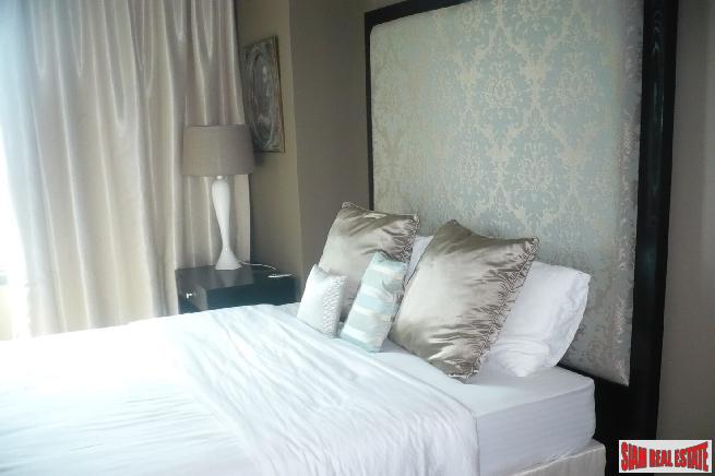 Prive by Sansiri | Luxury 3 Bed Corner Unit Condo on the 11th Floor at Wireless Road, Lumphini Park-1