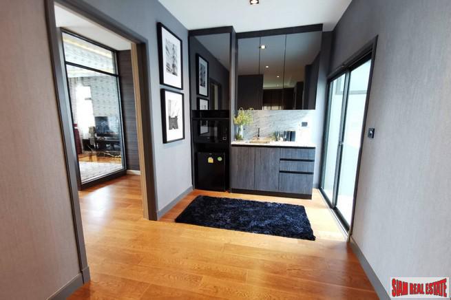 Luxury 4 Bed Show House for Sale in Exclusive Estate with Clubhouse at Bangchak Sukhumvit, close to BTS Phunnawithee