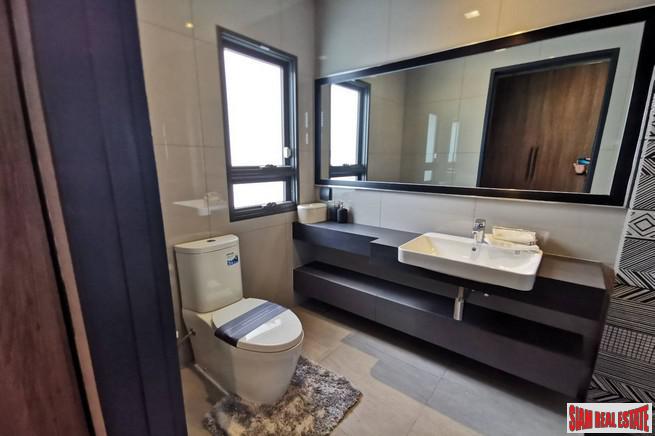 Luxury 4 Bed Show House for Sale in Exclusive Estate with Clubhouse at Bangchak Sukhumvit, close to BTS Phunnawithee