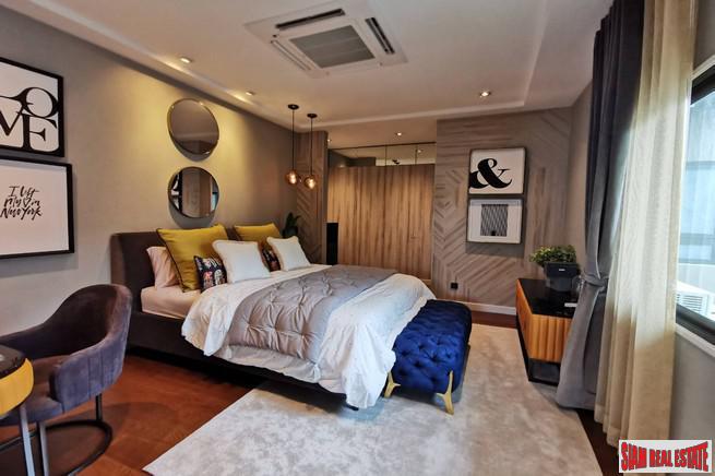 Luxury 4 Bed Show House for Sale in Exclusive Estate with Clubhouse at Bangchak Sukhumvit, close to BTS Phunnawithee