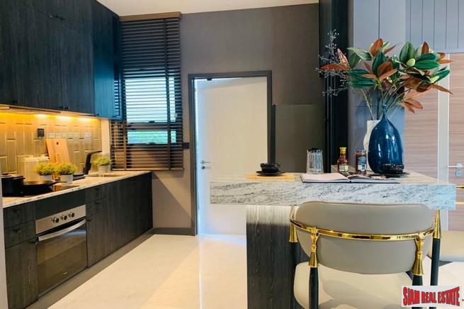 Luxury 4 Bed Show House for Sale in Exclusive Estate with Clubhouse at Bangchak Sukhumvit, close to BTS Phunnawithee