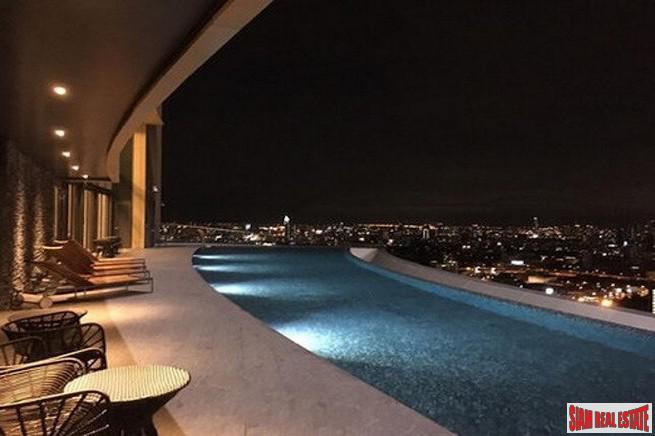 The Lumpini 24 | Fantastic City Views and Excellent Facilities - Two Bedroom Condo for Sale on Sukhumvit 24