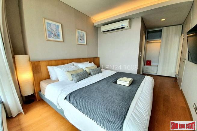 The Lumpini 24 | Fantastic City Views and Excellent Facilities - Two Bedroom Condo for Sale on Sukhumvit 24