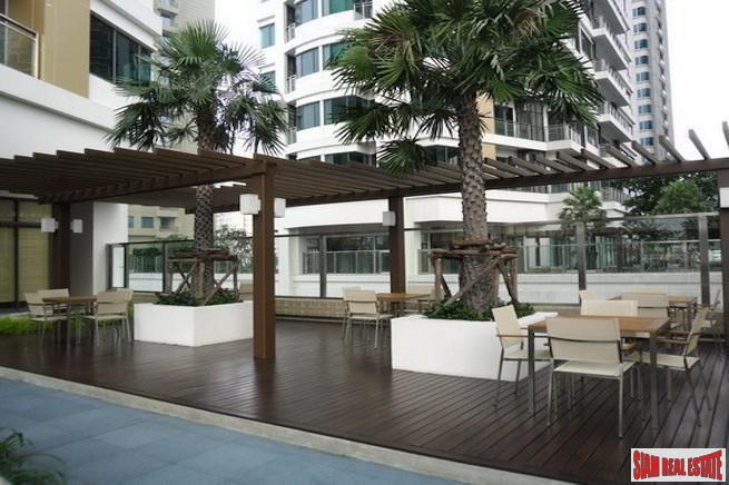 Bright Sukhumvit 24 | Two Bedroom Condo for Sale in a Nice Lively Residential Alley on Sukhumvit 24