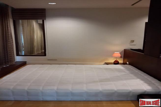 Baan Sathorn Chaophraya | Exceptional River Views from this 2 Bed Corner Unit on 26th Floor on the Chaophraya River-13