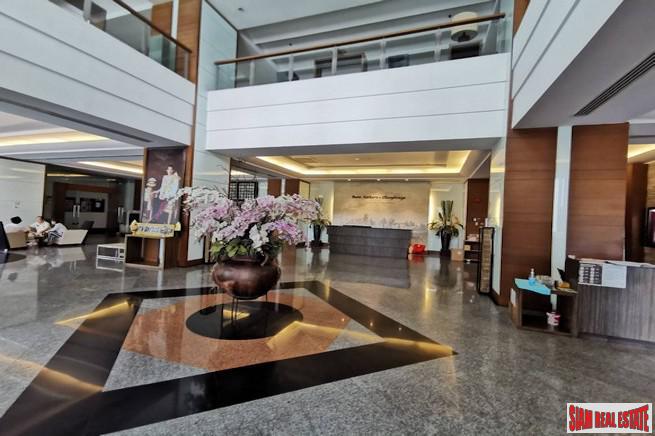 Baan Sathorn Chaophraya | Exceptional River Views from this 2 Bed Corner Unit on 26th Floor on the Chaophraya River-1