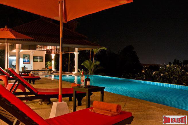 Lakewood Hills Estate | Exceptional Mountain View Villa with Private Pool and Many Extras - Excellent Holiday Rental Potential-3