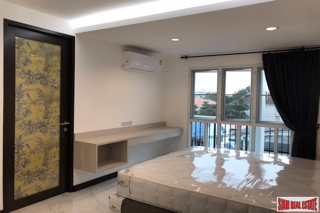 36 D.Well | Large Three Bedroom for Rent in Modern Phra Khanong Low-Rise Condo-12