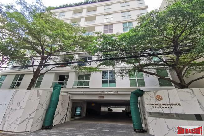Luxury Low-Rise Freehold Residence Ready to Move in at the Exclusive Area of Ratchadamri, Lumpini - 2 Bed Units-0