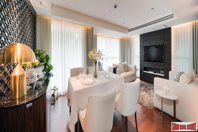 Luxury Low-Rise Freehold Residence Ready to Move in at the Exclusive Area of Ratchadamri, Lumpini - 2 Bed Plus Units