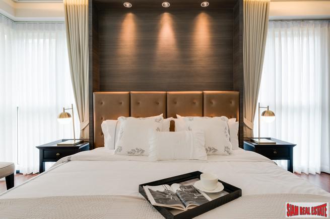 Luxury Low-Rise Freehold Residence Ready to Move in at the Exclusive Area of Ratchadamri, Lumpini - 2 Bed Plus Units