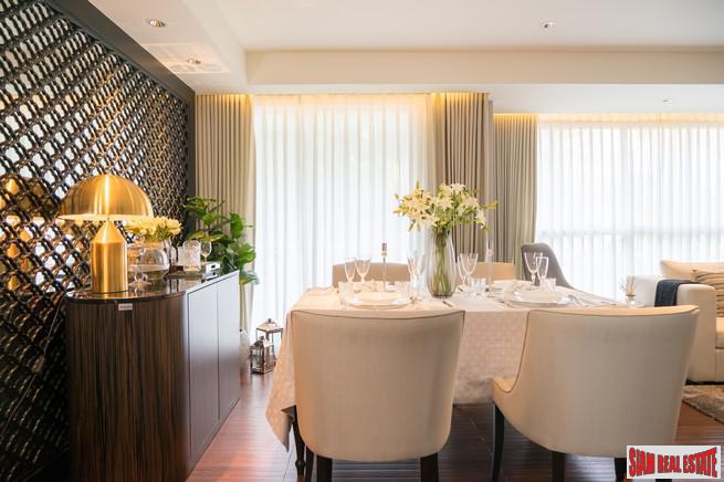 Luxury Low-Rise Freehold Residence Ready to Move in at the Exclusive Area of Ratchadamri, Lumpini - 2 Bed Plus Units
