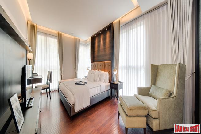 Luxury Low-Rise Freehold Residence Ready to Move in at the Exclusive Area of Ratchadamri, Lumpini - 2 Bed Plus Units