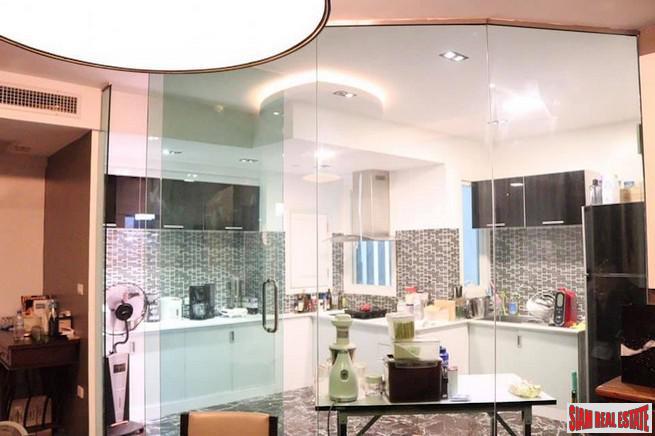 Wind Sukhumvit 23 | Exceptional Three Bedroom Duplex with Private Jacuzzi Terrace for Sale in Asoke-9