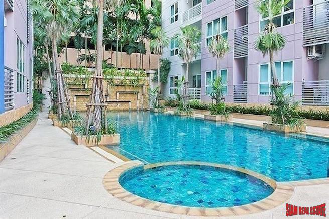 Avenue 61 Condominium | Spacious Contemporary Two Bedroom Low Rise Condo for Sale in a Quiet Area of Thonglor-0