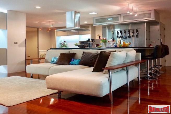 Silom Terrace | Extra Spacious Two Bedroom Condo Suitable for a Family for Rent in Silom-10