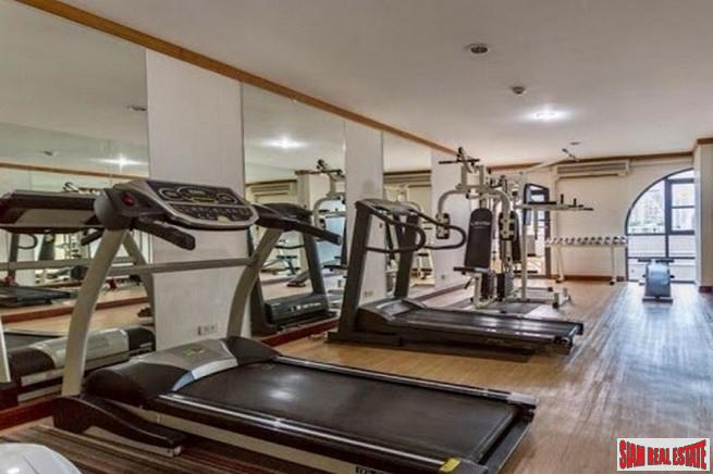 Silom Terrace | Extra Spacious Two Bedroom Condo Suitable for a Family for Rent in Silom-13