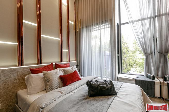 Hot New Luxury High-Rise Condo of Loft Units at the New Central Business District next to MRT Huai Khwang - 1 Bed Loft Units - Free Full Furniture and Discount!-22