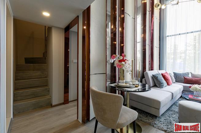Hot New Luxury High-Rise Condo of Loft Units at the New Central Business District next to MRT Huai Khwang - 1 Bed Loft Units - Free Full Furniture and Discount!-24