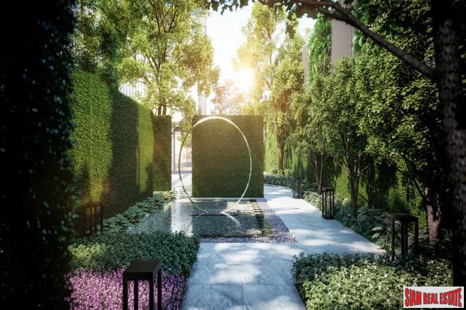 Pre-Sale of Hot New Luxury High-Rise Condo of Loft Units at the New Central Business District next to MRT Huai Khwang - 2 Bed Loft Units - Free Full Furniture and Discount!-4