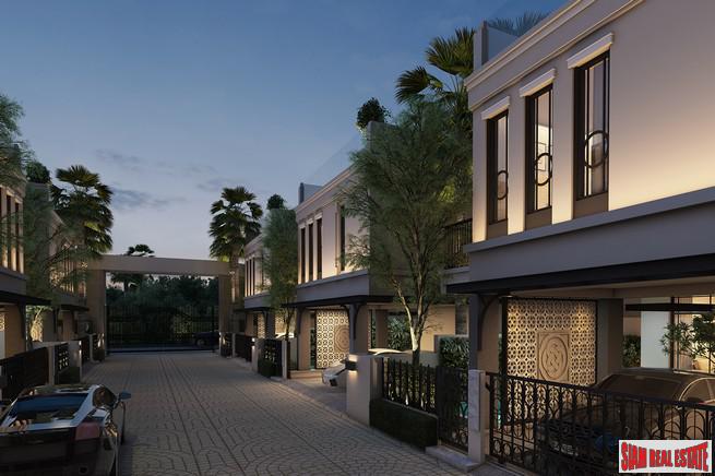 Boutique Estate of only 8 Luxury Homes with Private Pool at Phahon Yothin, near BTS, Chatuchak Area