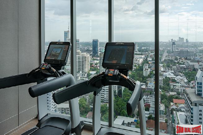 Newly Completed Ultra Luxury High-Rise at Sukhumvit 26, Phrom Phong - 1 Bed Units-13