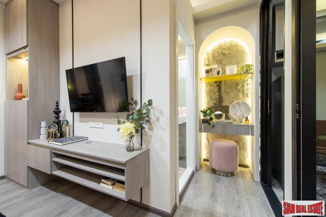 New High Rise with Sea and River Views near the City and the Beach at Samut Prakan, Bangkok - 1 Bed 26 Sqm Units-10