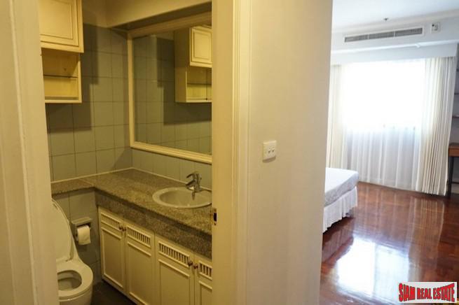 Kallista Mansion | Large Luxury Three Bedroom + Maids Room in Well Maintained Nana Property - Pet Friendly!-10