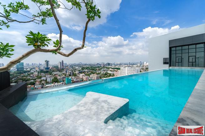 Newly Completed Luxury High-Rise Condo next to BTS Ratchayothin - 2 Bed Unit-4