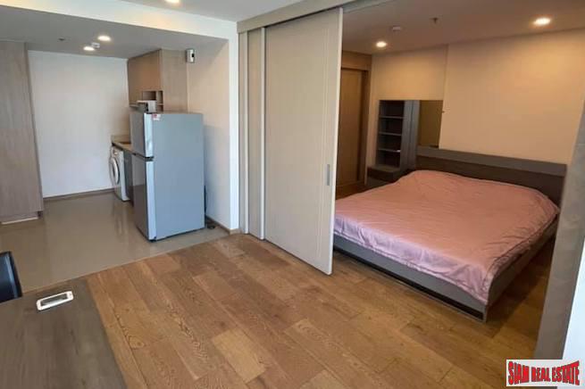 Q Chidlom Petchaburi | Sunny One Bedroom with City Views for Sale on 29th Floor-10