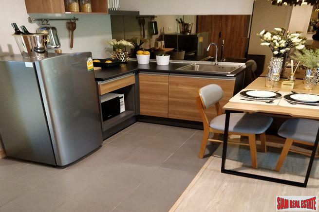 New Low-Rise Modern Condo Under Construction at Soi Laselle, Bearing, Bangna - 1 Bed 25 Sqm Units-11