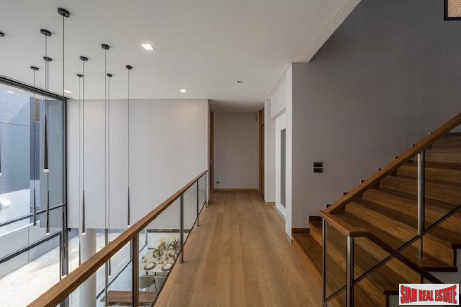 Baan 365 Rama 3 | Three Storey Four Bedroom Fully Equipped Luxury House for Rent-8