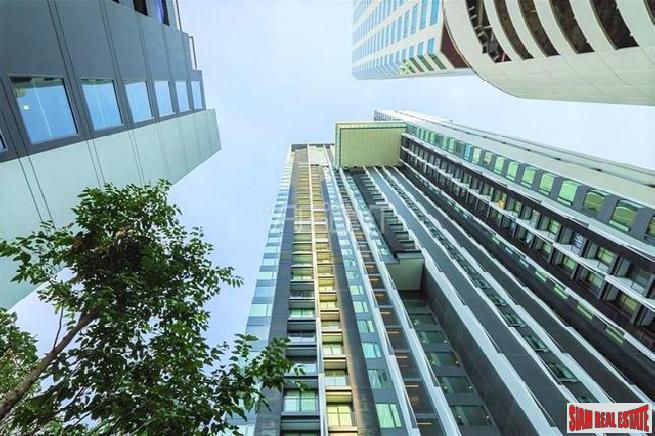 Edge Sukhumvit 23 | Professionally Decorated Two Bedroom Condo for Sale with Great City Views-18
