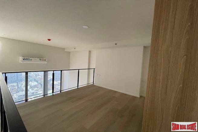 Siamese Sukhumvit 87 | One Bedroom Loft with City Views for Sale in On Nut-15