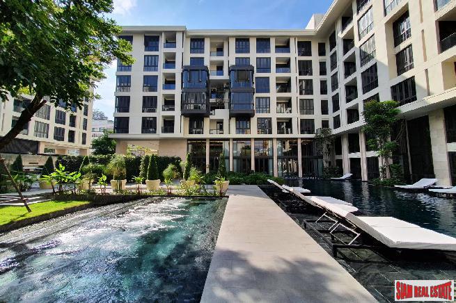 Newly Completed Ultra Luxury Low-Rise Condo at Sukhumvit 61, Ekkamai - 2 Bed Units - Up to 20% Discount and Fully Furnished!-1