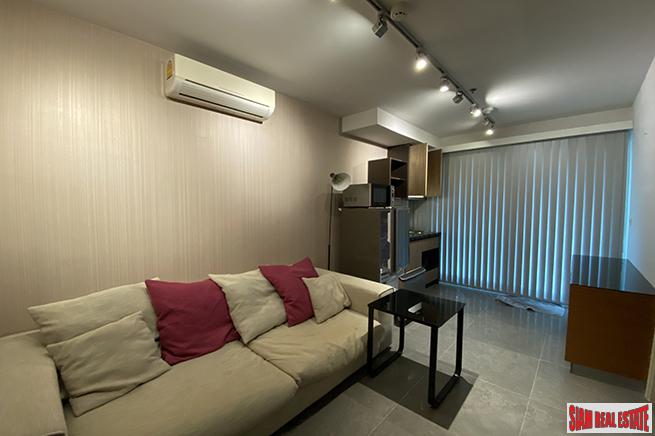 The Gallery Condominium | Penthouse 1 Bed 35 Sqm Fully Furnished unit on the 24th Floor at Sukhumvit 107, BTS Bearing-1