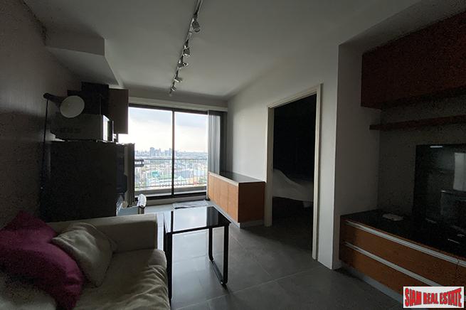 The Gallery Condominium | Penthouse 1 Bed 35 Sqm Fully Furnished unit on the 24th Floor at Sukhumvit 107, BTS Bearing-2