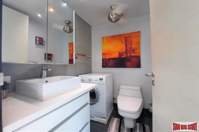 Absolute Twin Sands Tri Trang Beach | One Bedroom Sea View in Luxury Patong Condo-9