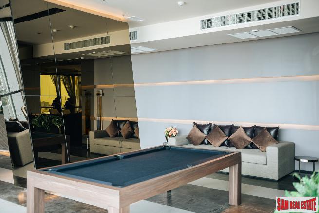 Ready to Move in High-Rise Condo at Bang Sue next to MRT Station - 2 Bed Units - Up to 50% Discount!-10