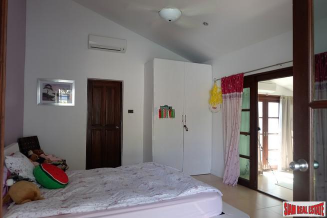 Loch Palm Cove | Large Courtyard Design Three Bedroom Pool Villa for Rent-6