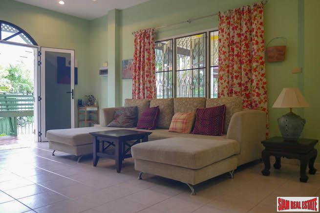 Charming Three Bedroom House in Quiet Chalong Residential Area-6