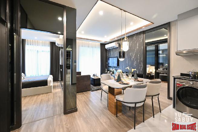 New Luxury Neo Classic Designed High-Rise at Charoennakorn close to Icon Siam, BTS Gold Line and the Riverside - 1 Bed Plus Units - BitCoin Accepted as Payment-15