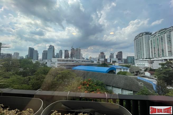 Newly Completed Quality Low-Rise Condo by Leading Thai Developers at Sukhumvit 42, Ekkamai - Large 1 Bed Units | 20% Discount and Fully Furnished!-14