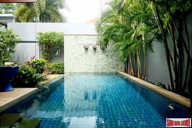 Saiyuan Estate | Nice Two Bedroom Corner Unit with Extra Space and Windows for Sale in Rawai-19