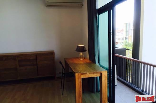 Flora Wongsawang | Three Bedroom Townhome in Low Density Secure Estate - Pets are Welcome!-9